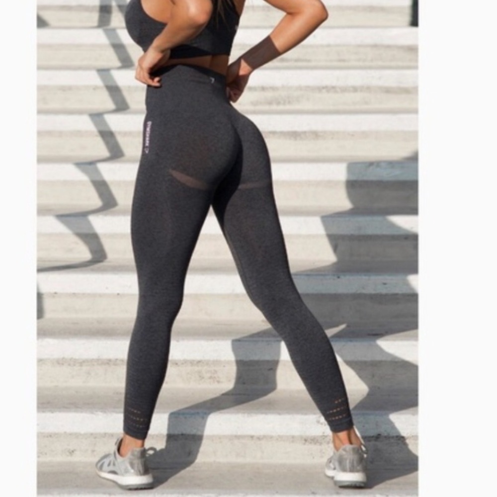 Seamless Gymshark Leggings. Offers Accepted